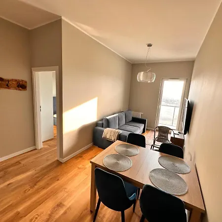 16 Floor Nad Morzem - Lewy 格但斯克